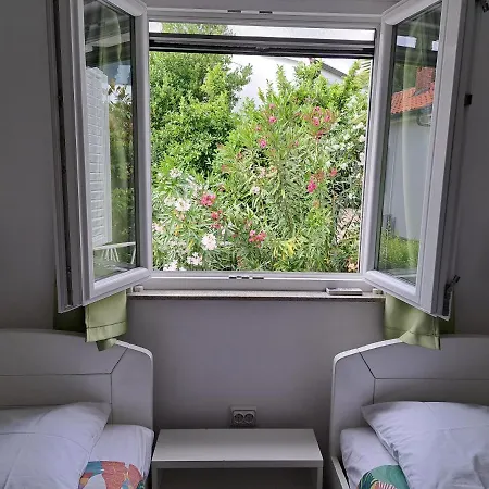 Atrium アパート *