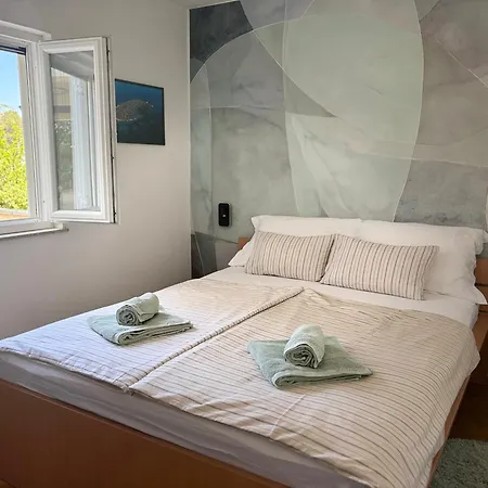Atrium Apartment