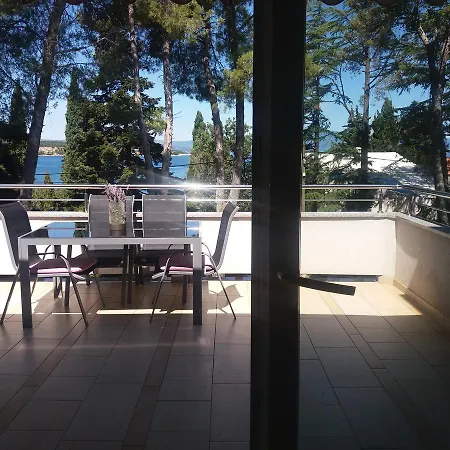 Atrium Apartment